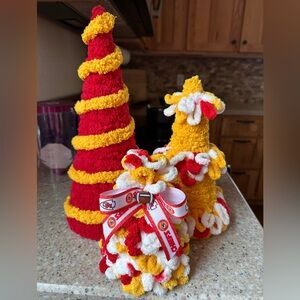 Handmade Chiefs Red and Gold Holiday Tree Set